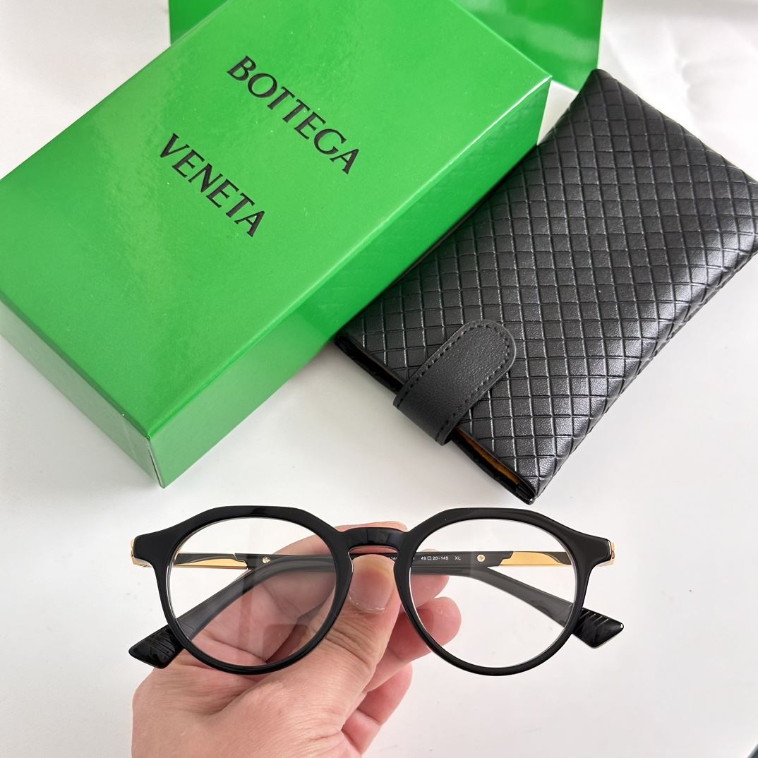 Bottega Veneta Sunglasses